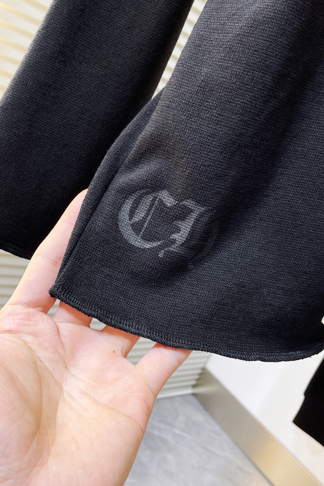 クロムハーツ tシャツ 公式コピー トップス 純綿 長袖 十字架 レザー シンプル 秋服 大人気 ブラック_7