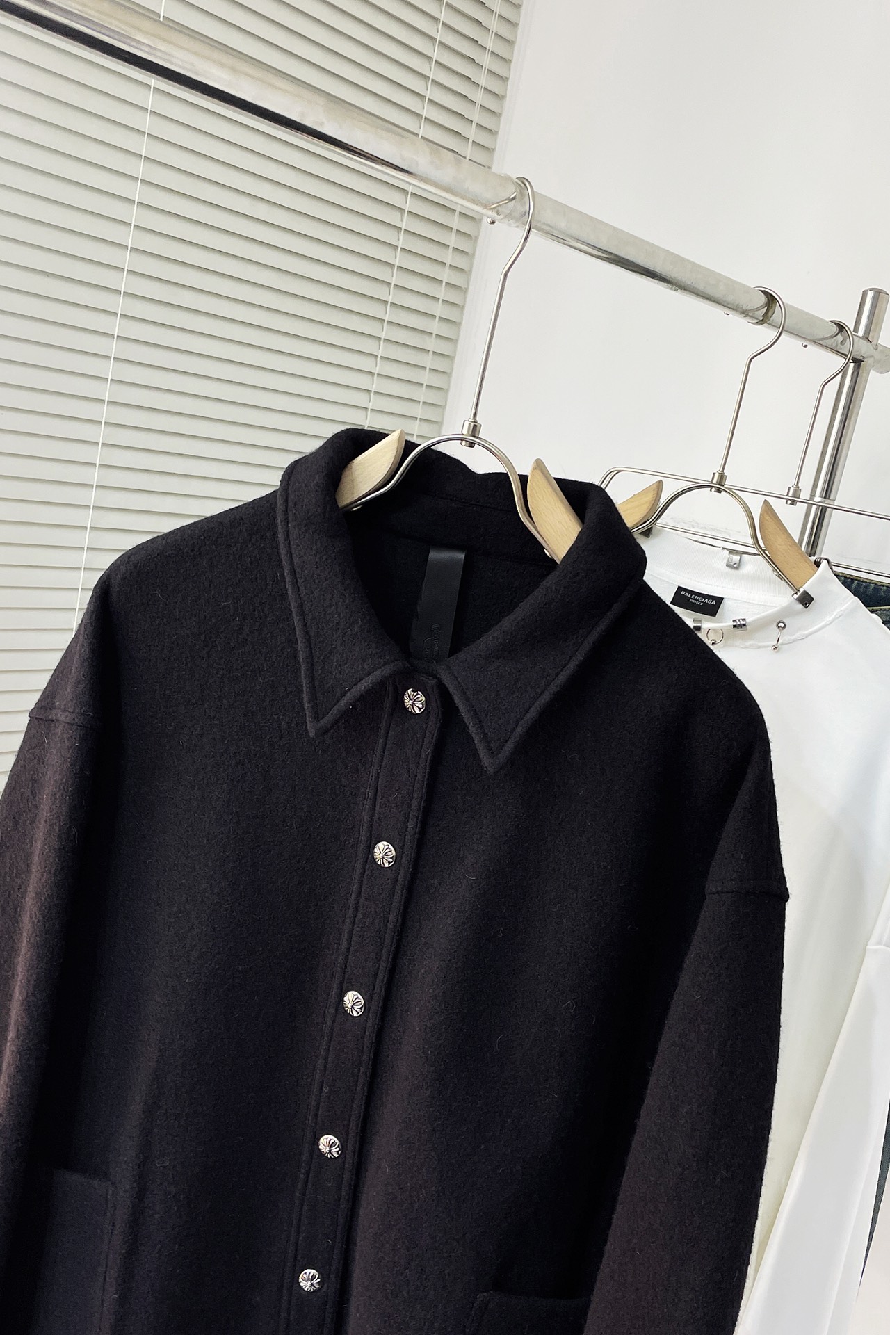 クロムハーツ ワイシャツｎ級品 シャツ メンズ 長袖 厚い カジュアル 無地 おしゃれ 暖かい シンプル ブラック_5