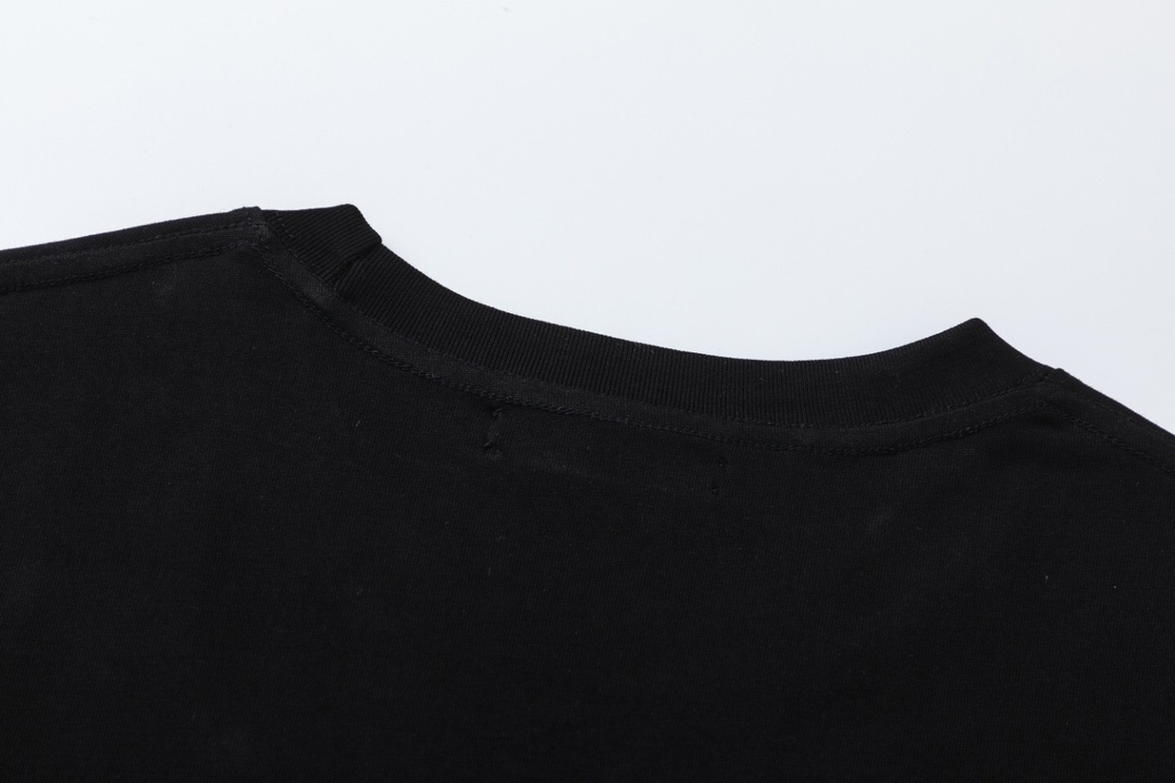 AMIRI 安い 爽やか！amiティシャツ偽物 純綿 快適 トップス LOGOプリント 短袖 柔らかい 快適 ブラック_6