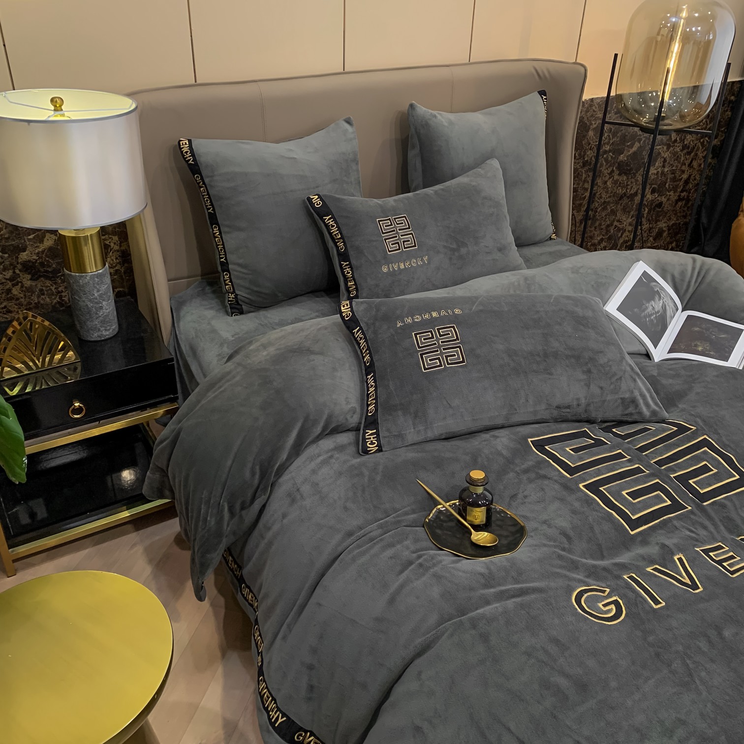 GIVENCHY布団カバーシビラＮ級品 部屋干しでも乾きやすい 掛け布団カバー 速乾 ベタつき・ムレ防止で夏も快眠 4点セット グレイ_4