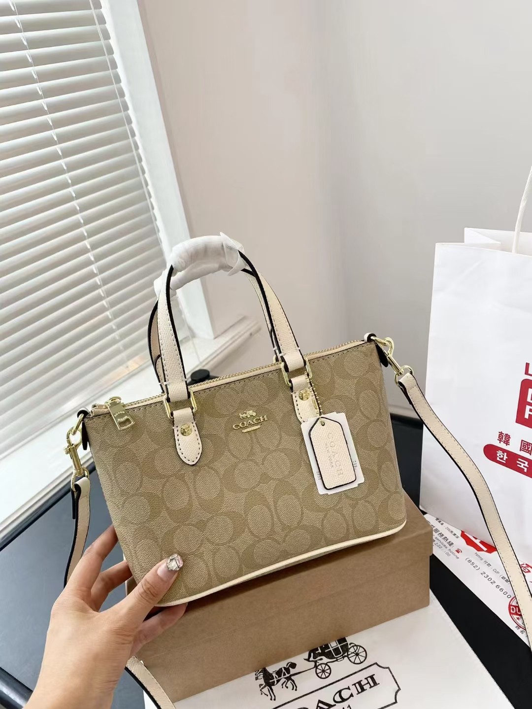 COACHメンズ コーチバッグスーパーコピー バッグ 牛革 レザー 斜め掛けバッグ ファッション 人気新作 杏色_1
