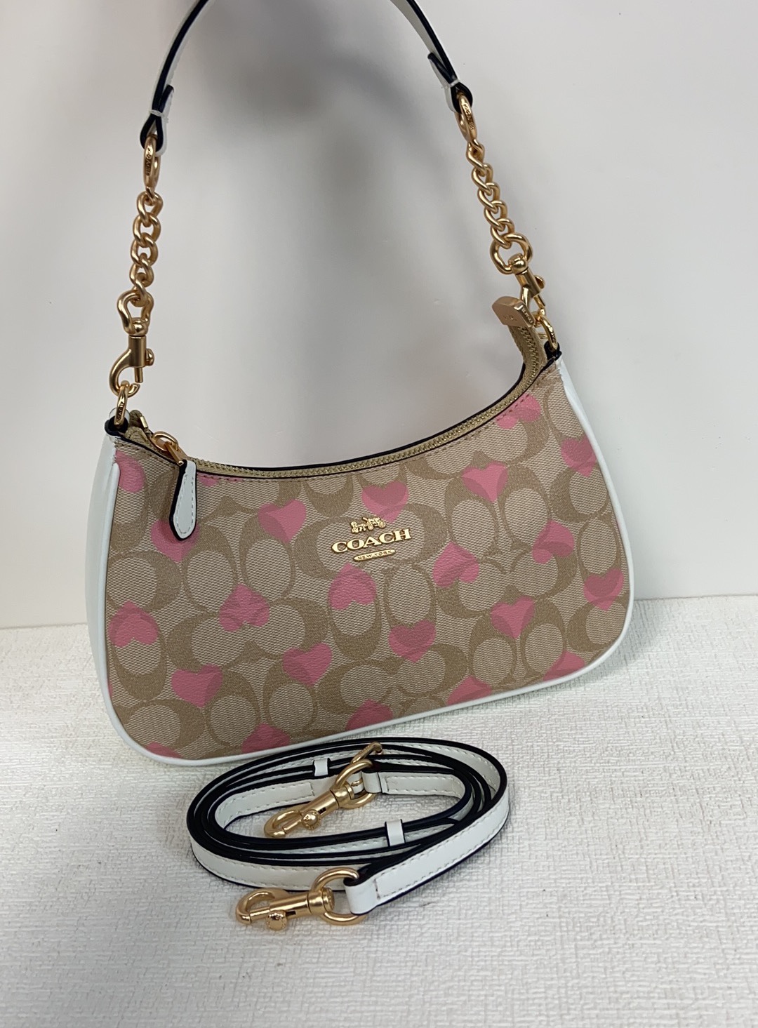 COACHコーチバッグメルカリコピー 長さ調節可能 肩掛けバッグ 牛革 レザー ファッション 肩下げ レディース ブラウン_2