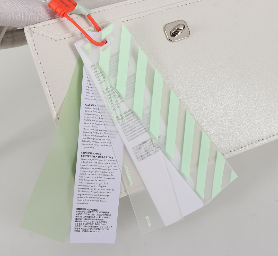 OFFWHITEバッグ オフホワイトＮ級品 2024新登場の バッグ 防水 斜めがけバッグ ファッション 女性 ホワイト_5