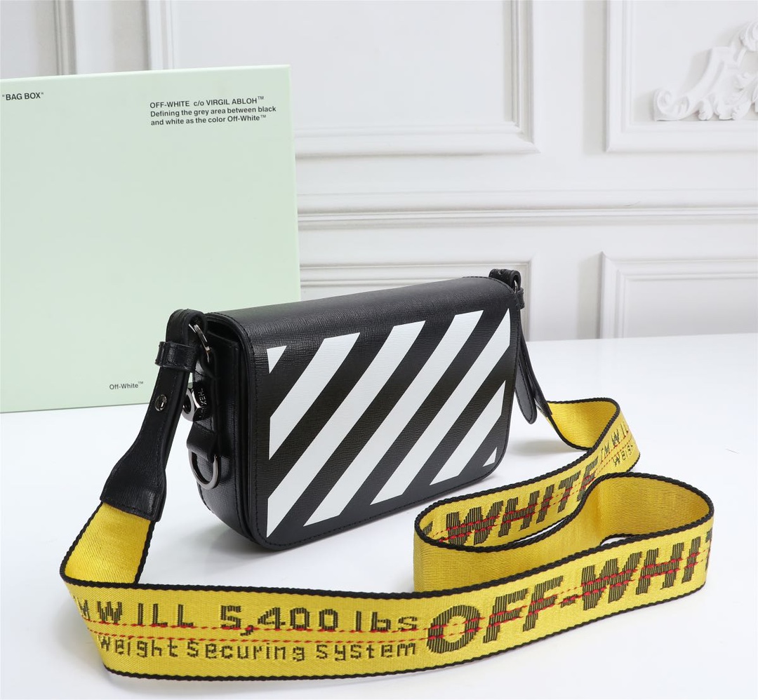OFFWHITEハワイ オフホワイト激安通販 斜め掛けバッグ おしゃれ ファッション 人気販売 レディース ブラック_2
