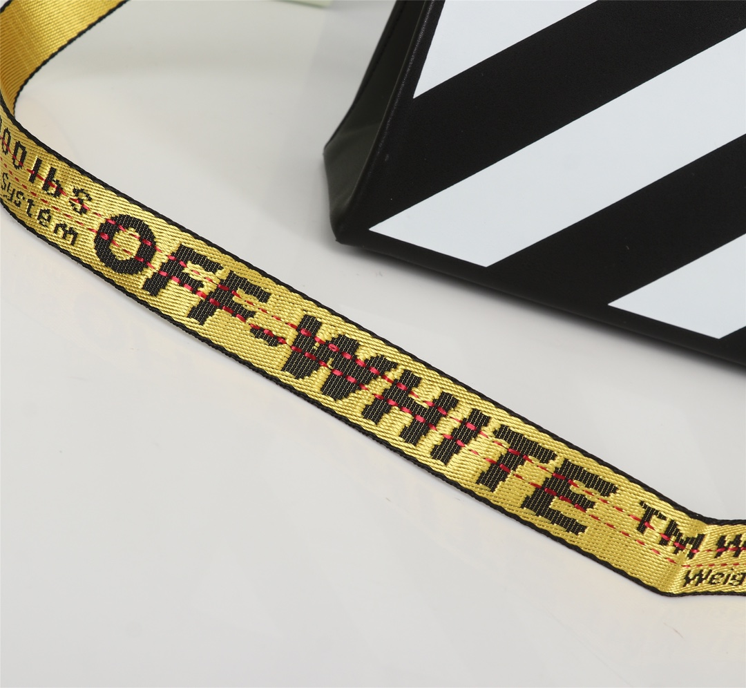 OFFWHITEオフホワイトバッグコーデコピー新作到着!! 斜め掛けバッグ 持ちバッグ おしゃれ レディース ブラック_6