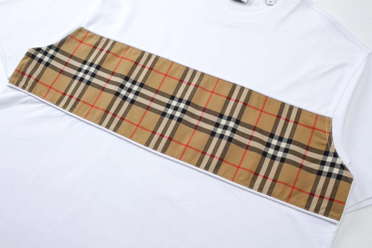 バーバリー 激安通販 コピー 半袖 Tシャツ コットン ホワイト 柔らかい 花柄_4