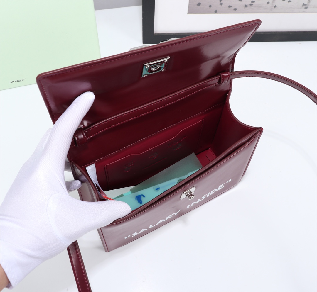 OFFWHITEオフホワイト鞄Ｎ級品 斜め掛けバッグ レディース プリント 調整可 人気新品 レッド_9