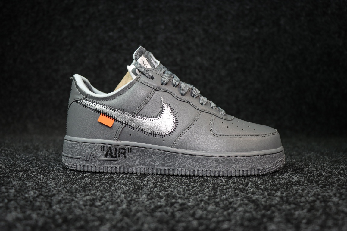 OFFWHITEオフホワイト 厚底スニーカー偽物 off-white x Air Forceコラボ スニーカー 運動 ランニング 人気 ブラック_2