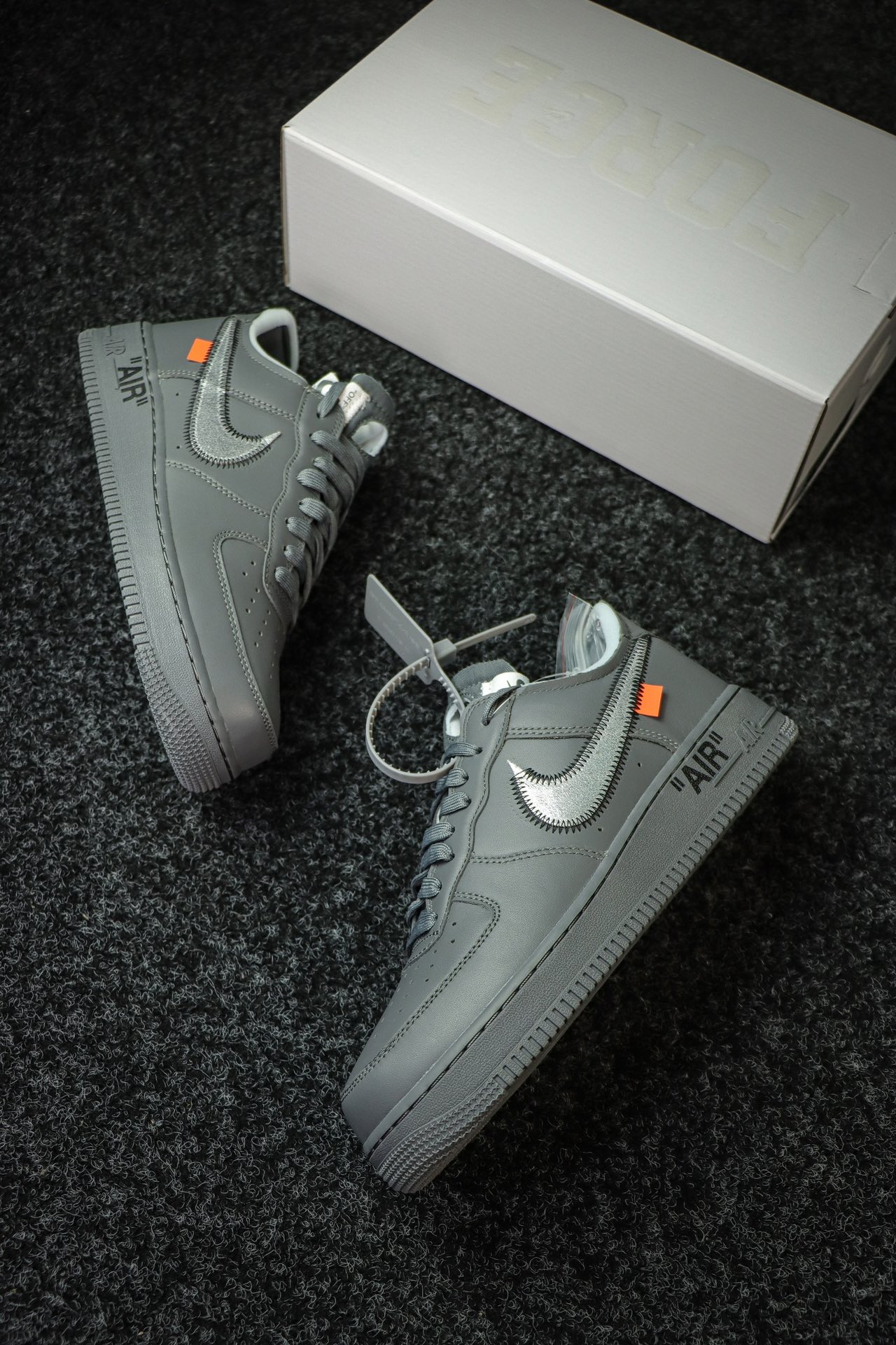 OFFWHITEオフホワイト 厚底スニーカー偽物 off-white x Air Forceコラボ スニーカー 運動 ランニング 人気 ブラック_7