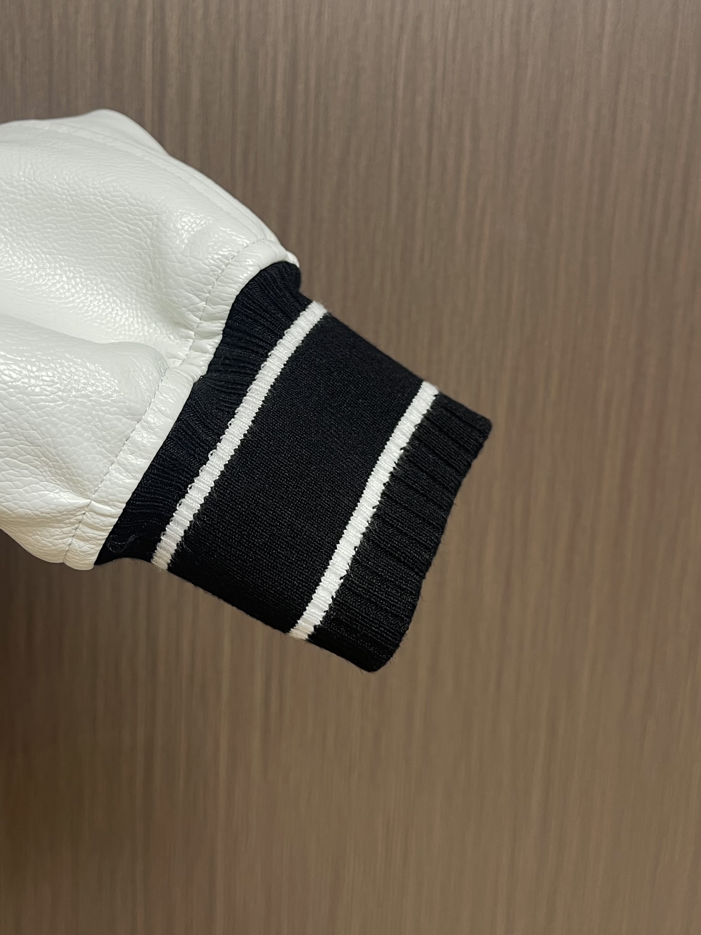 ジバンシー アウター レディース激安通販 柔らかい トップス ジャケット 野球服 ランニング 刺繍 ブラック_9