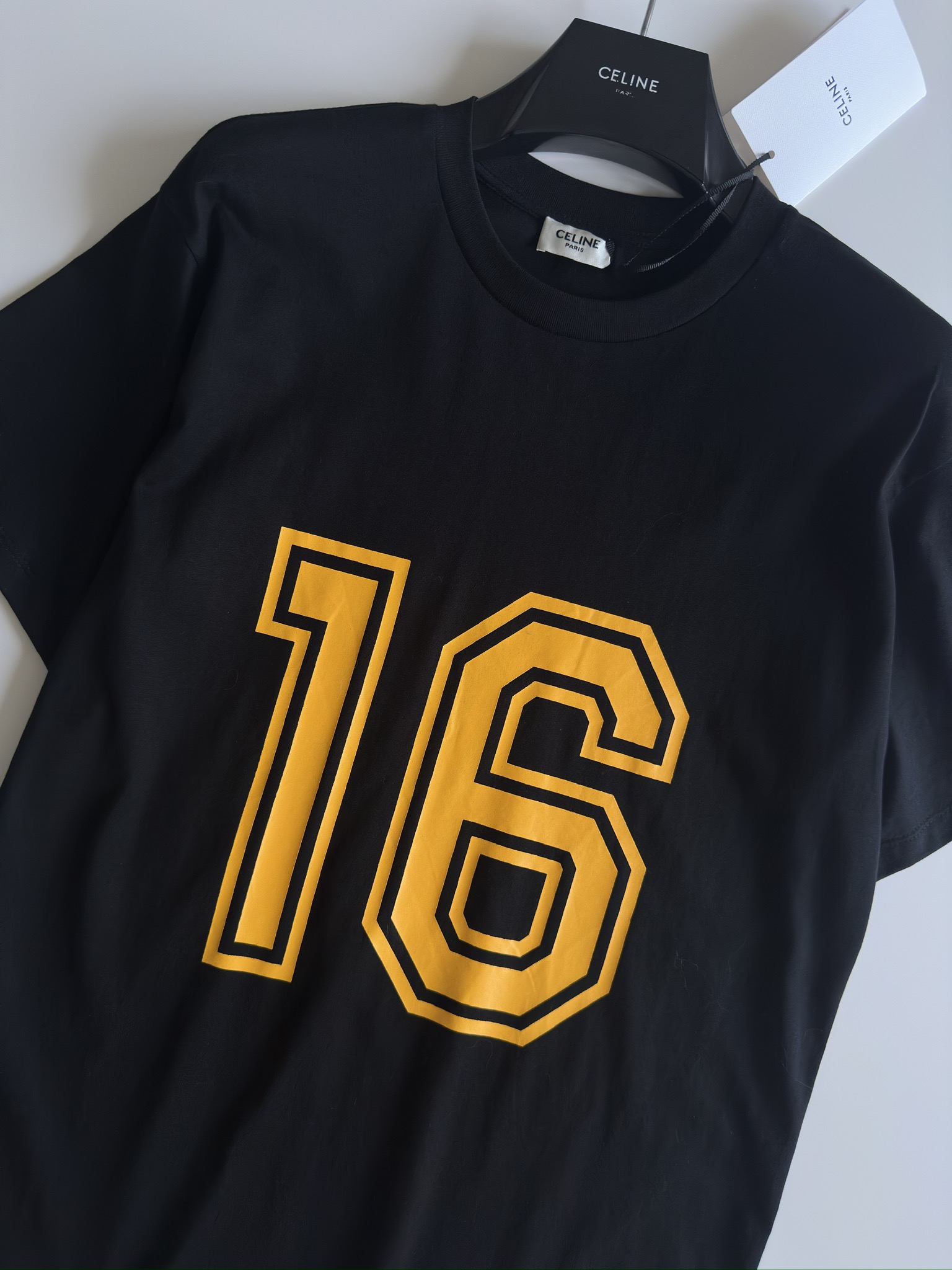 celine セリーヌ 半袖 シャツ激安通販 トップス tシャツ 純綿 プリント シンプル 品質保証 ブラック_3