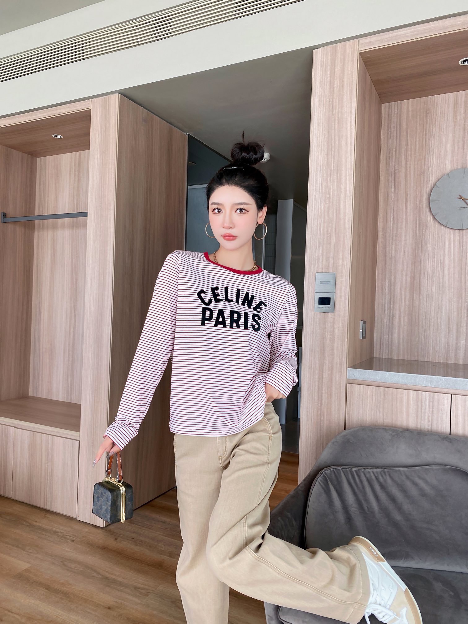 celineセリーヌ レディース シャツスーパーコピー トップス 長袖 純綿 ファッション カジュアル 赤いネック 人気保証 グレイ_7