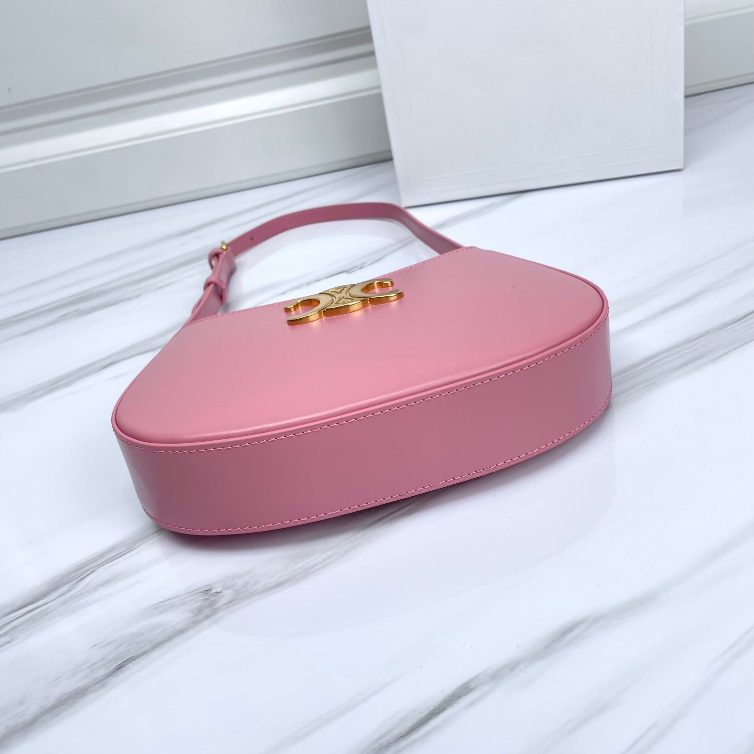 お得100%新品 セリーヌバッグ お手入れＮ級品 斜め掛けバッグ 牛革 レザー レディース 持ちバッグ 大容量 ピンク_9