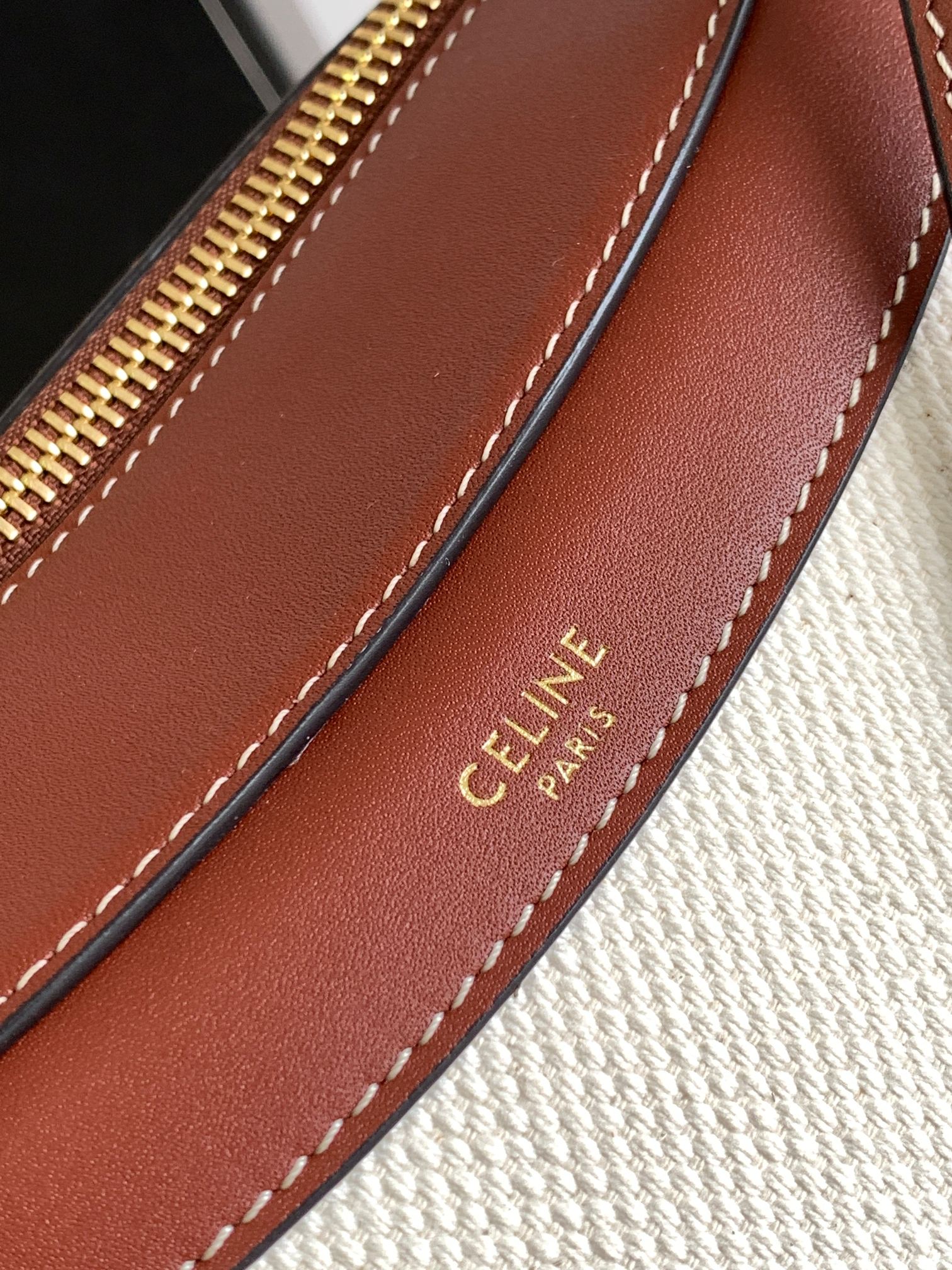 品質保証豊富なオ セリーヌ キャンセル激安通販 人気 斜め掛けバッグ 牛革 レザー 最新品 レディース レッド_5