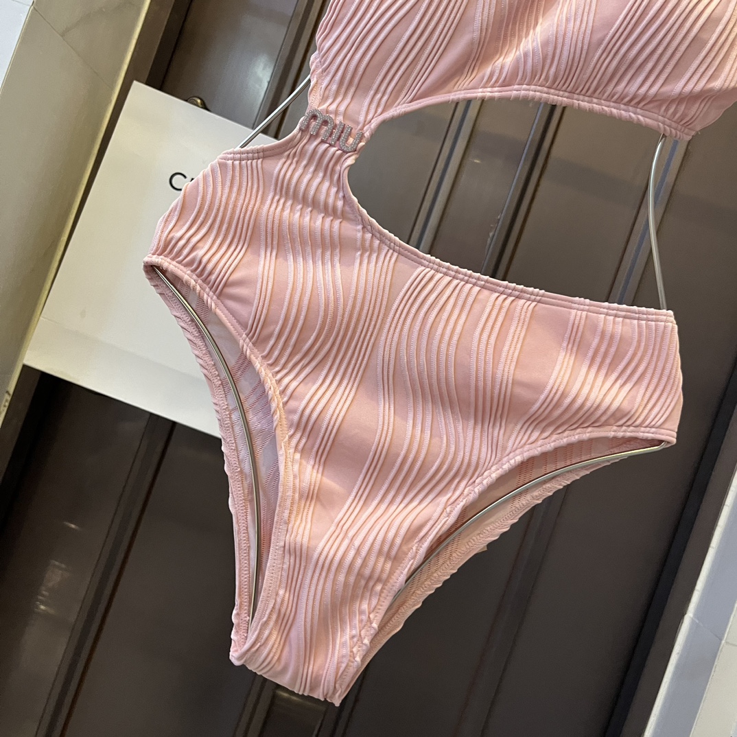 みゅう服どこスーパーコピー レディース レトロ コレクション 水着 ワンピース ツイスト セクシー おしゃれ ピンク_4