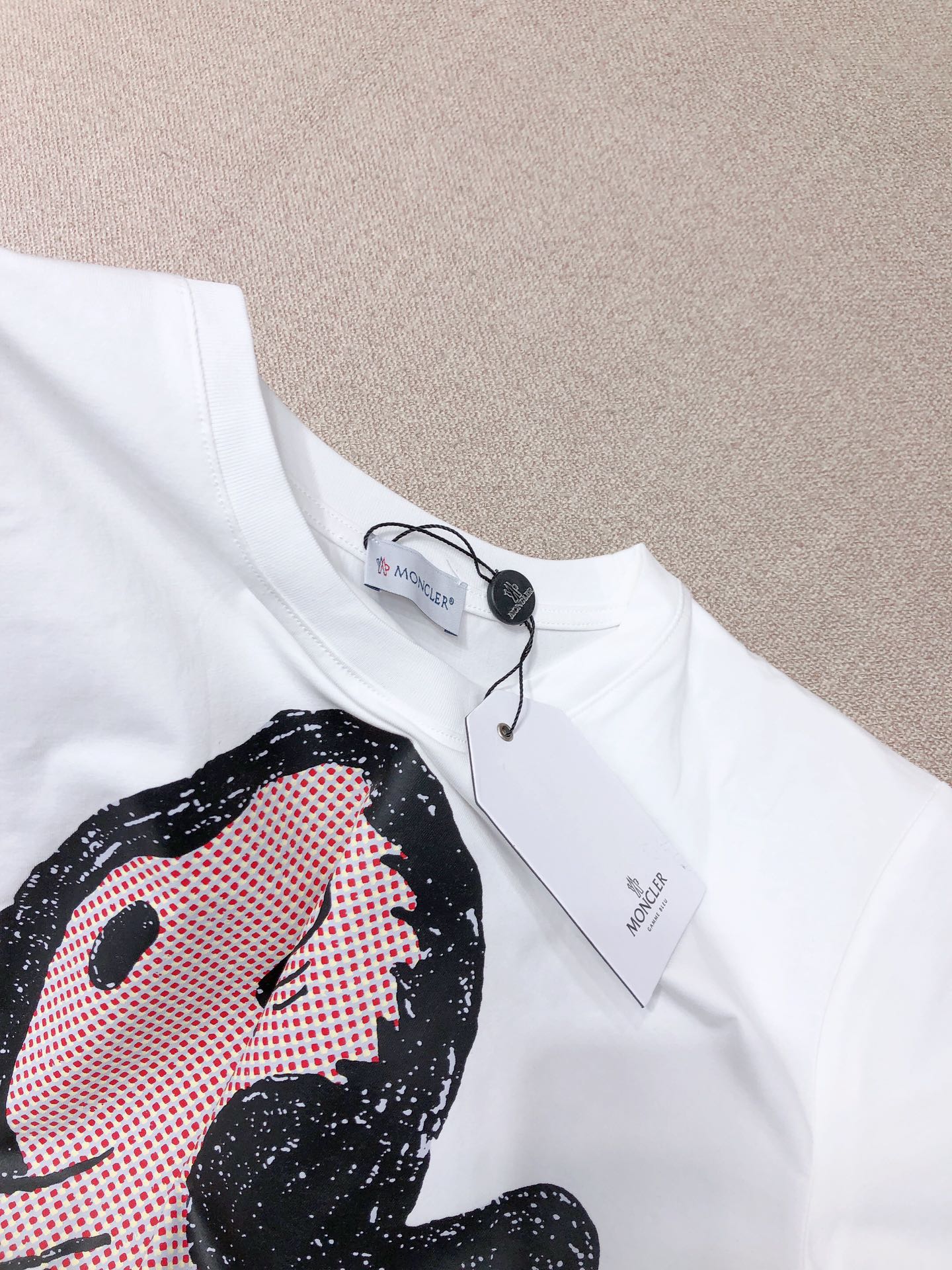 モンクレールキッズtシャツコピー tシャツ 純綿 プリント トップス 丸首 短袖 ファッション 夏服 ブラック ホワイト_3