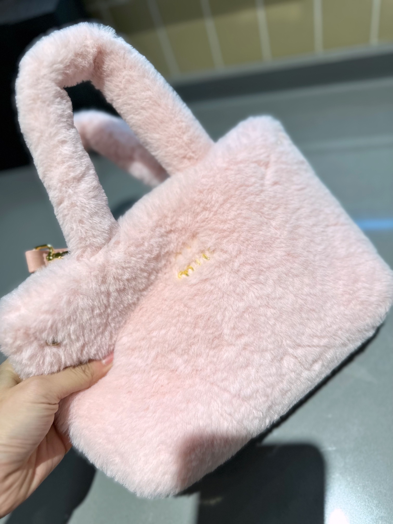 miumiu ハンドバッグ激安通販 可愛い 通勤 持ちバッグ もこもこ 小さめ ミニトート 秋冬 レディース ピンク_3