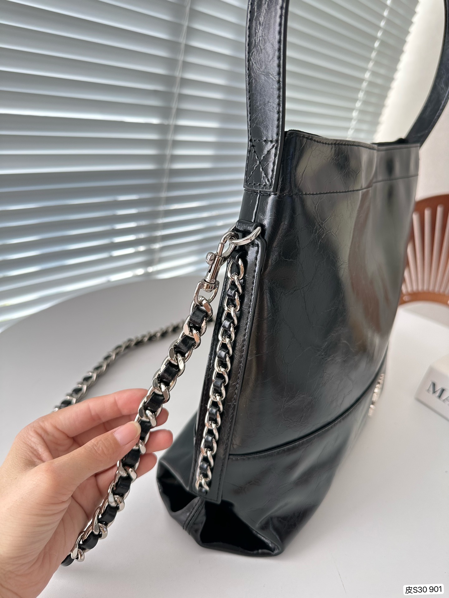 miumiu かご バッグＮ級品 通勤 持ちバッグ チェーンバッグ トートバッグ 牛革 大容量 ブラック_3