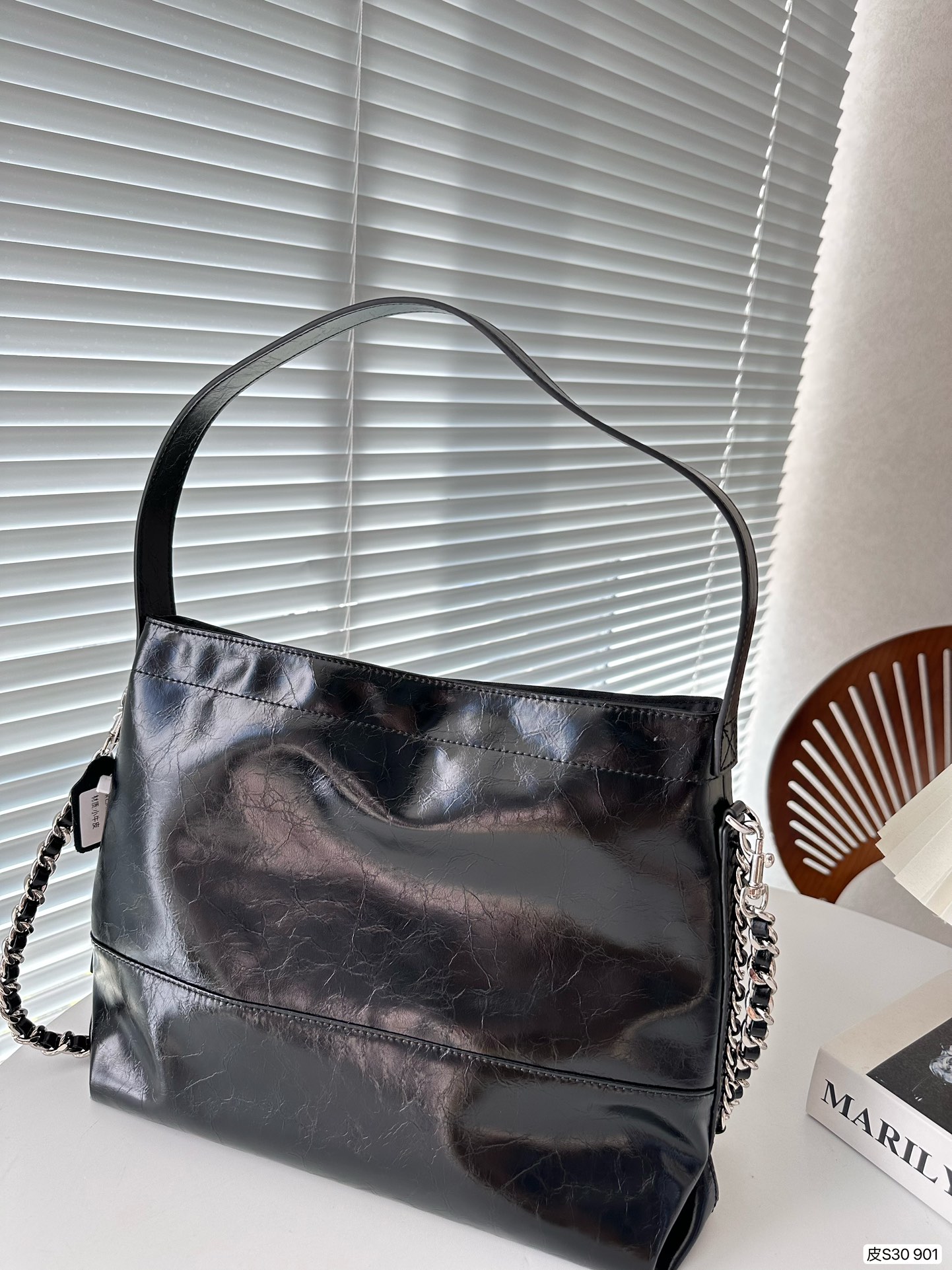 miumiu かご バッグＮ級品 通勤 持ちバッグ チェーンバッグ トートバッグ 牛革 大容量 ブラック_9