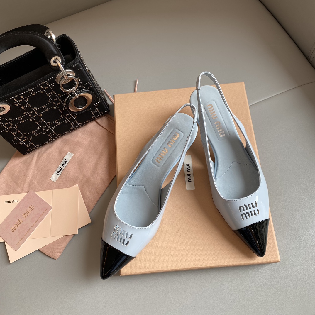 miu miu 靴偽物 5.5cmヒール ラウンドトゥ軽量 ハイヒール 歩きやすい パンプス 牛革 レディース ブルー_8