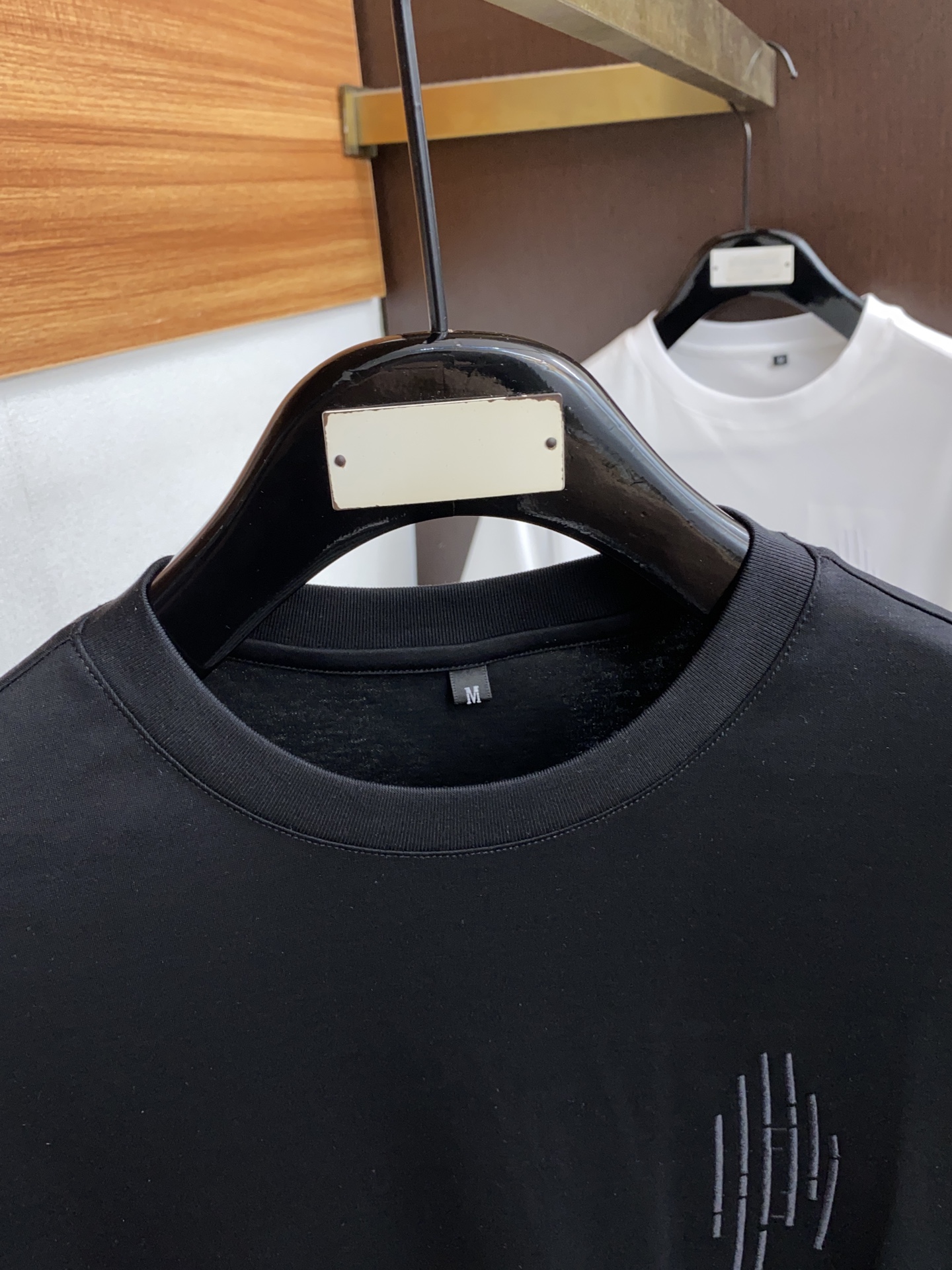 フェンディ 激安通販 コピー 半袖 Tシャツ コットン ブラック 柔らかい 花柄_3