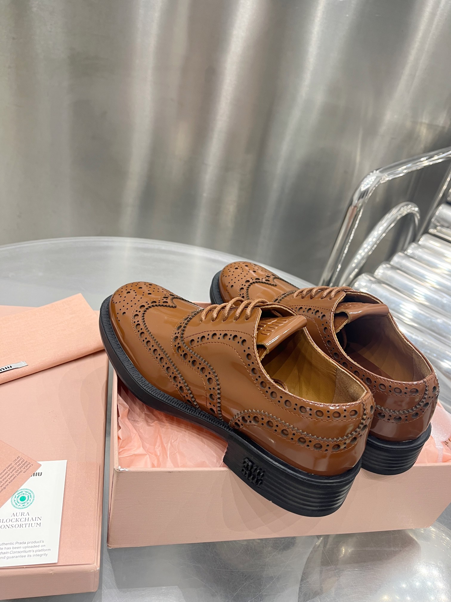 miu miu 靴Ｎ級品 本革 ビジネス スニーカー 革靴 軽量 歩きやすい 紳士靴 通気 ウォーキング ドレスシューズ ブラウン_4