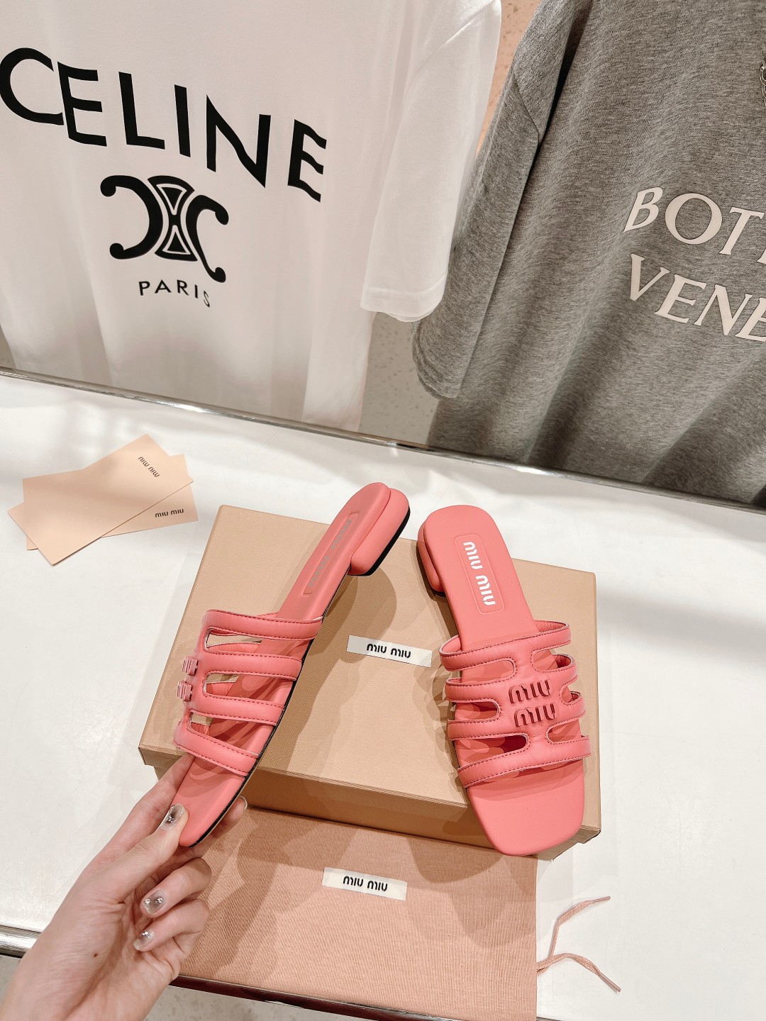 miu miu ミュール激安通販 レザー 夏シューズ レディース スリッパ おしゃれ スクエア 桃色_2