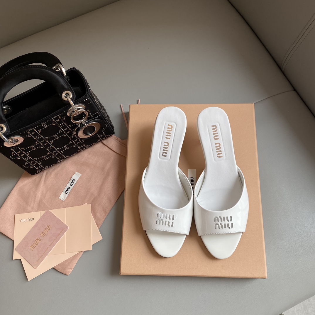 miumiu バレリーナＮ級品 夏シューズ レザー サンダル カジュアルシューズ 4.5㎝ヒール ファッション ホワイト_2