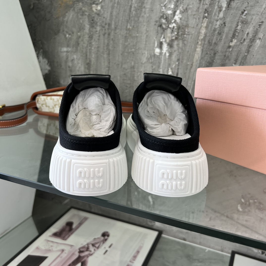 miumiu レース アップ シューズ偽物 カジュアルシューズ 柔らかい 便利 厚底 シンプル スリッパ ブラック_4