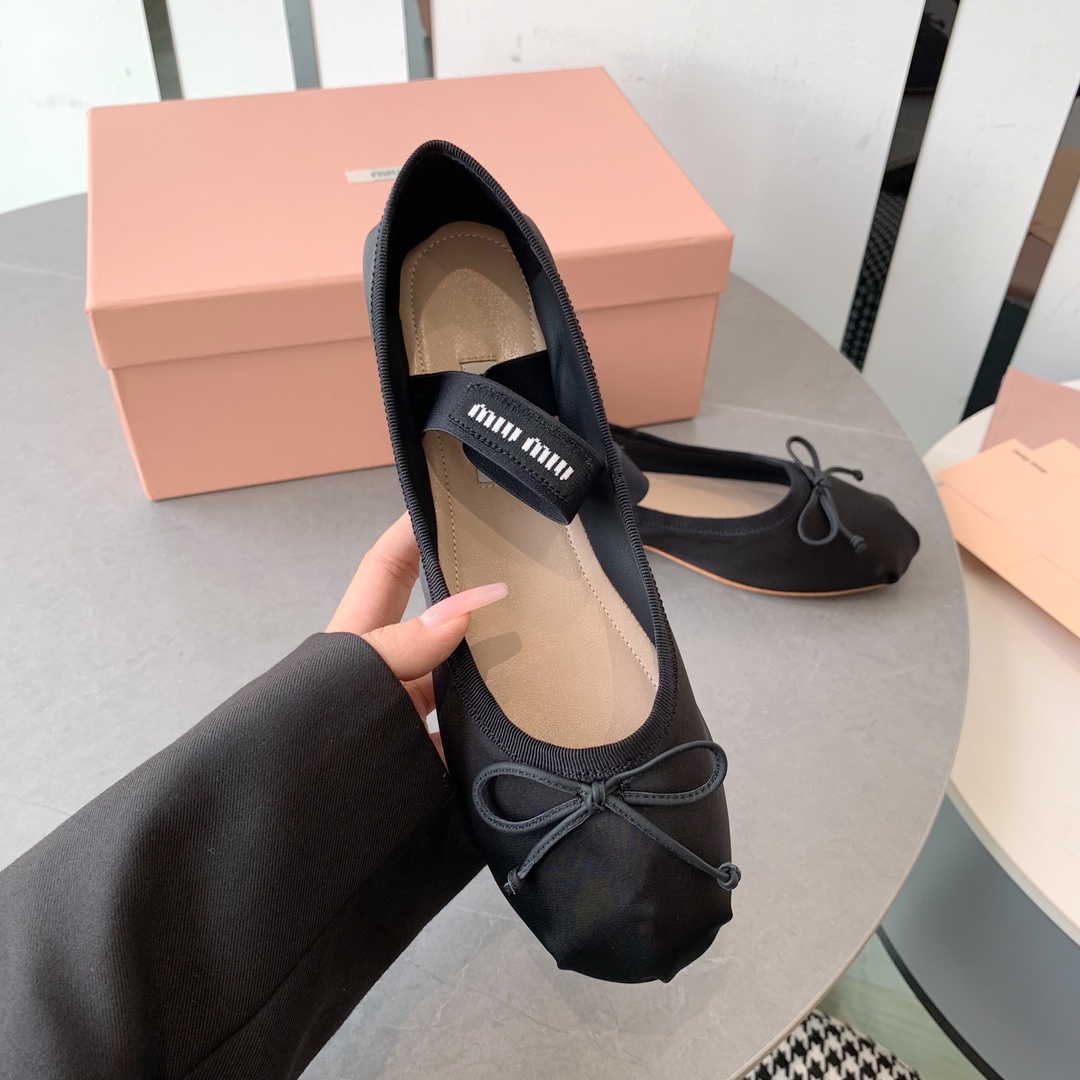 レディース miumiu スニーカーコピー バレエシューズ カジュアルシューズ 人気新品 シンプル レディース 激安品 ブラック_6