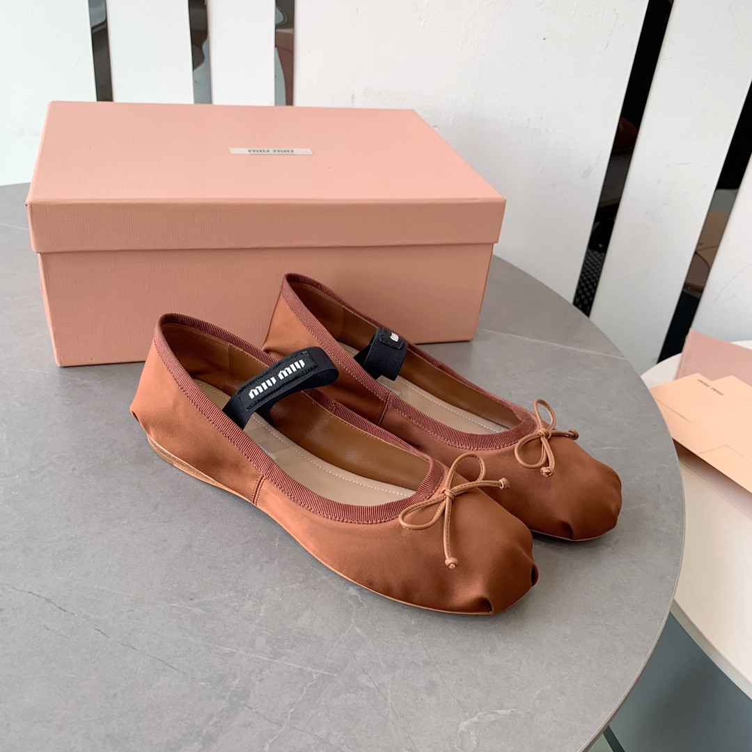 レディース miumiu 靴スーパーコピー バレエシューズ カジュアルシューズ 人気新品 シンプル レディース ブラウン_4