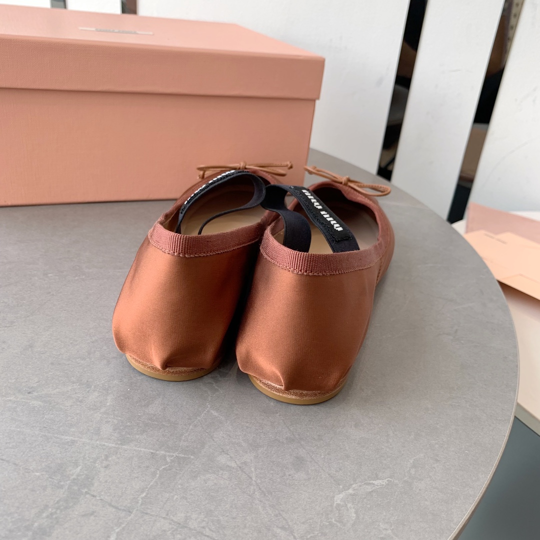 レディース miumiu 靴スーパーコピー バレエシューズ カジュアルシューズ 人気新品 シンプル レディース ブラウン_5