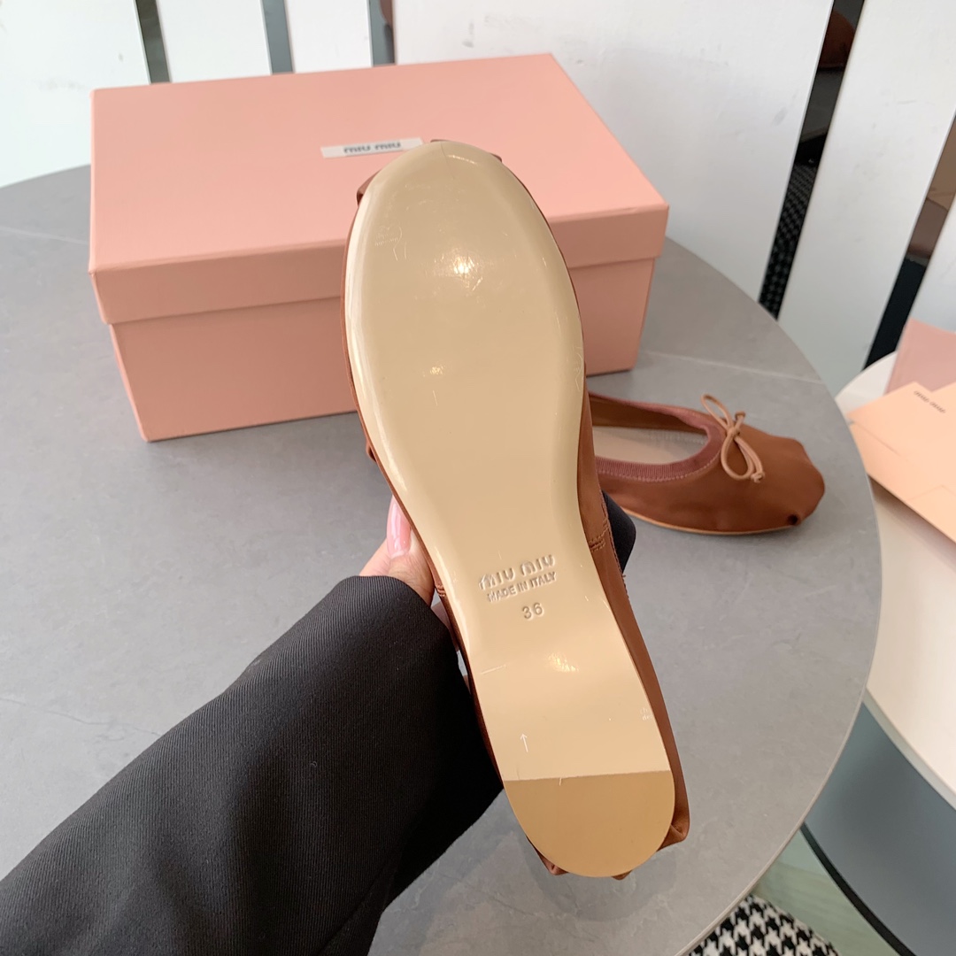 レディース miumiu 靴スーパーコピー バレエシューズ カジュアルシューズ 人気新品 シンプル レディース ブラウン_9