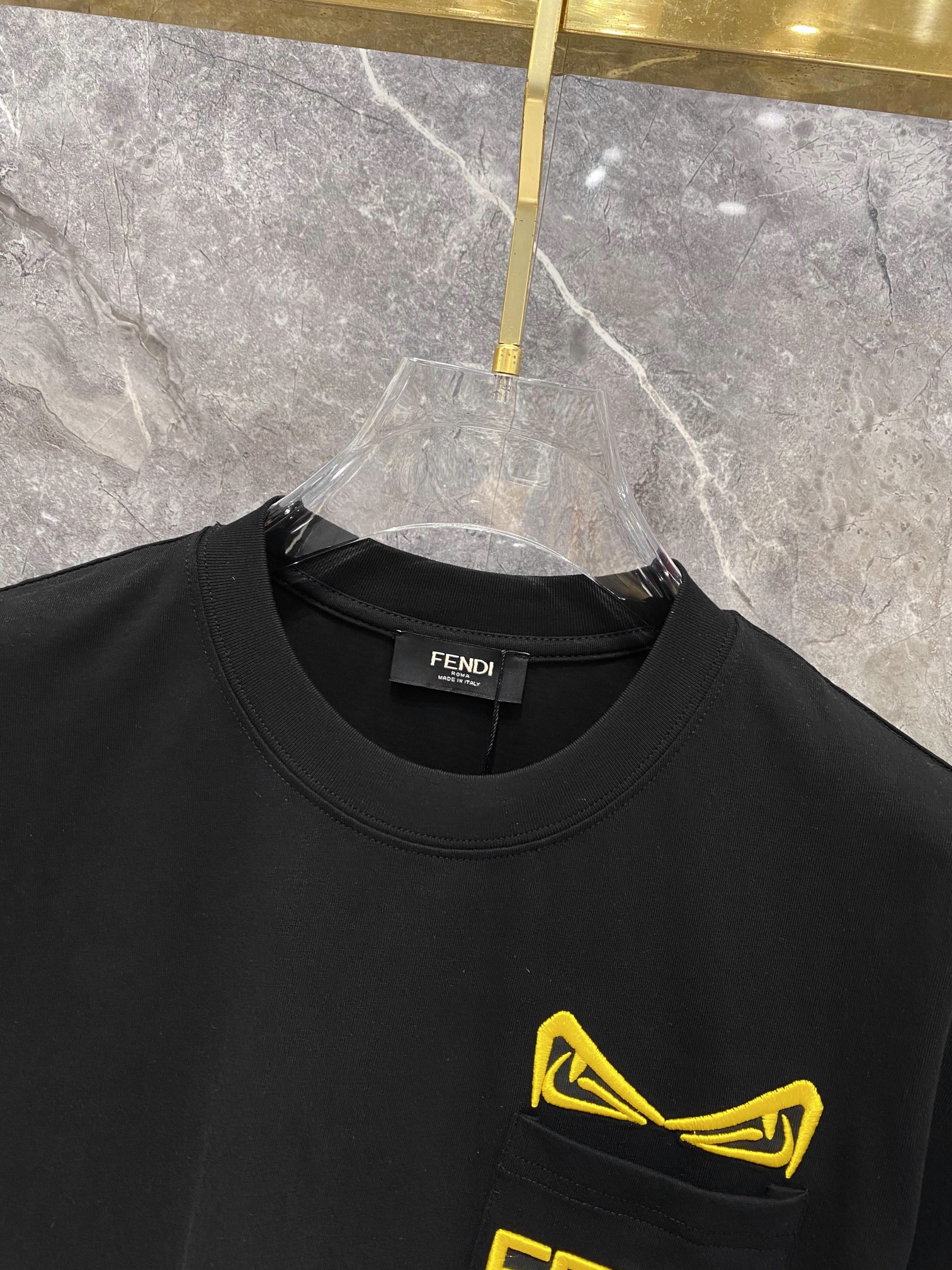 フェンディ 偽物 コピー 半袖 Tシャツ コットン ブラック 柔らかい 花柄_5