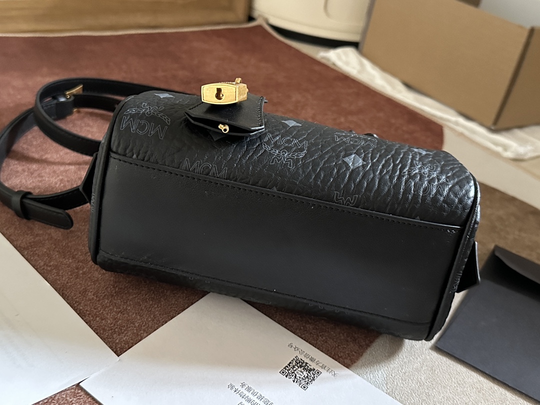 mcm バッグ 値段コピー 持ちバッグ 斜め掛けバッグ カジュアル 牛革 ミニバッグ ファッション 流行品 ブラック_7