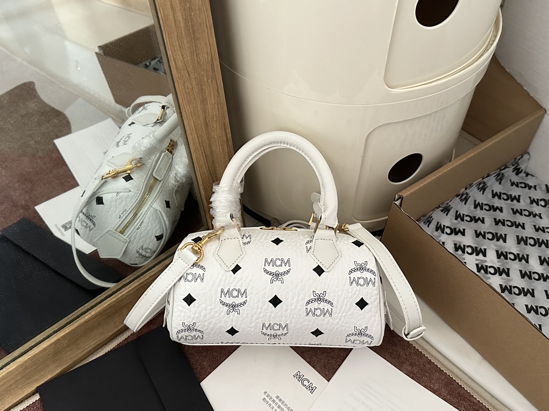 mcm 値段スーパーコピー 持ちバッグ 斜め掛けバッグ カジュアル 牛革 ミニバッグ ファッション 流行品 ホワイト_4