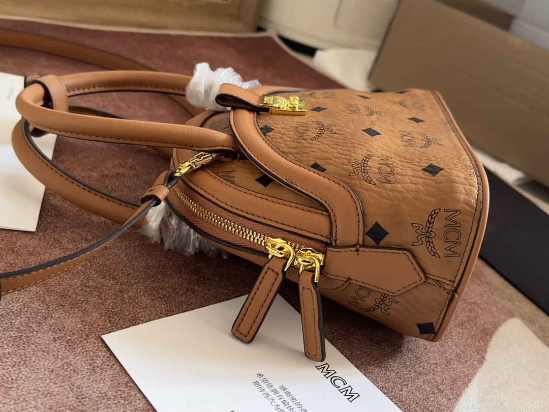 mcm 売るコピー 持ちバッグ 斜めバッグ 牛革 シェルバッグ レザー レディース お買い得大人気 ブラウン_7
