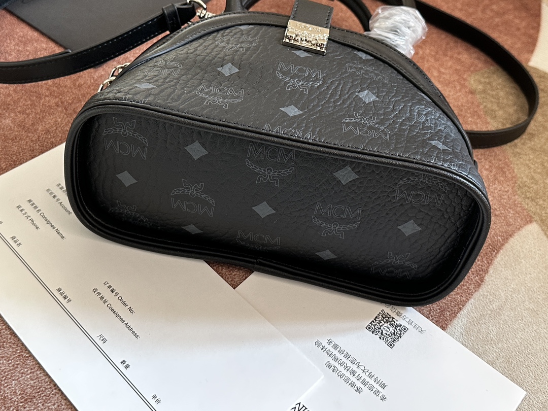 m c mカバンスーパーコピー 持ちバッグ 斜めバッグ 牛革 シェルバッグ レザー レディース お買い得大人気 ブラック_8