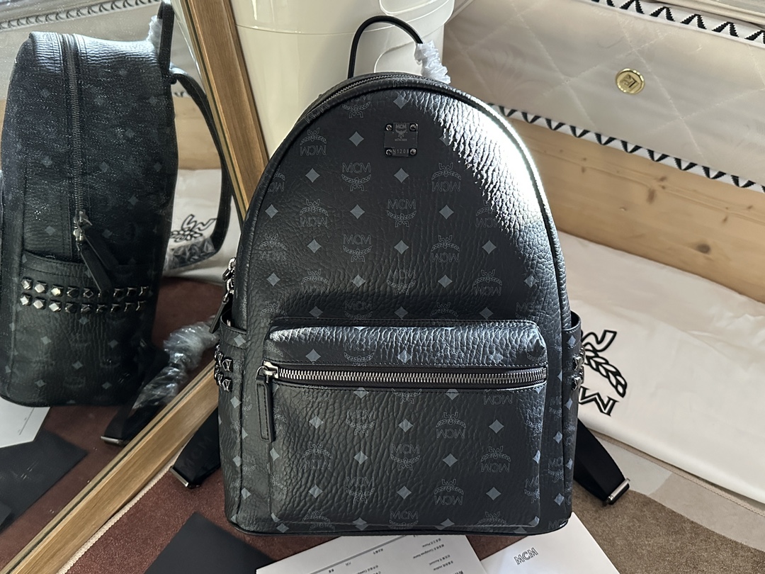 mcm トート偽物 バックバッグ 牛革 カジュアル 旅行 レザー 大人気 ファッション ブラック_1