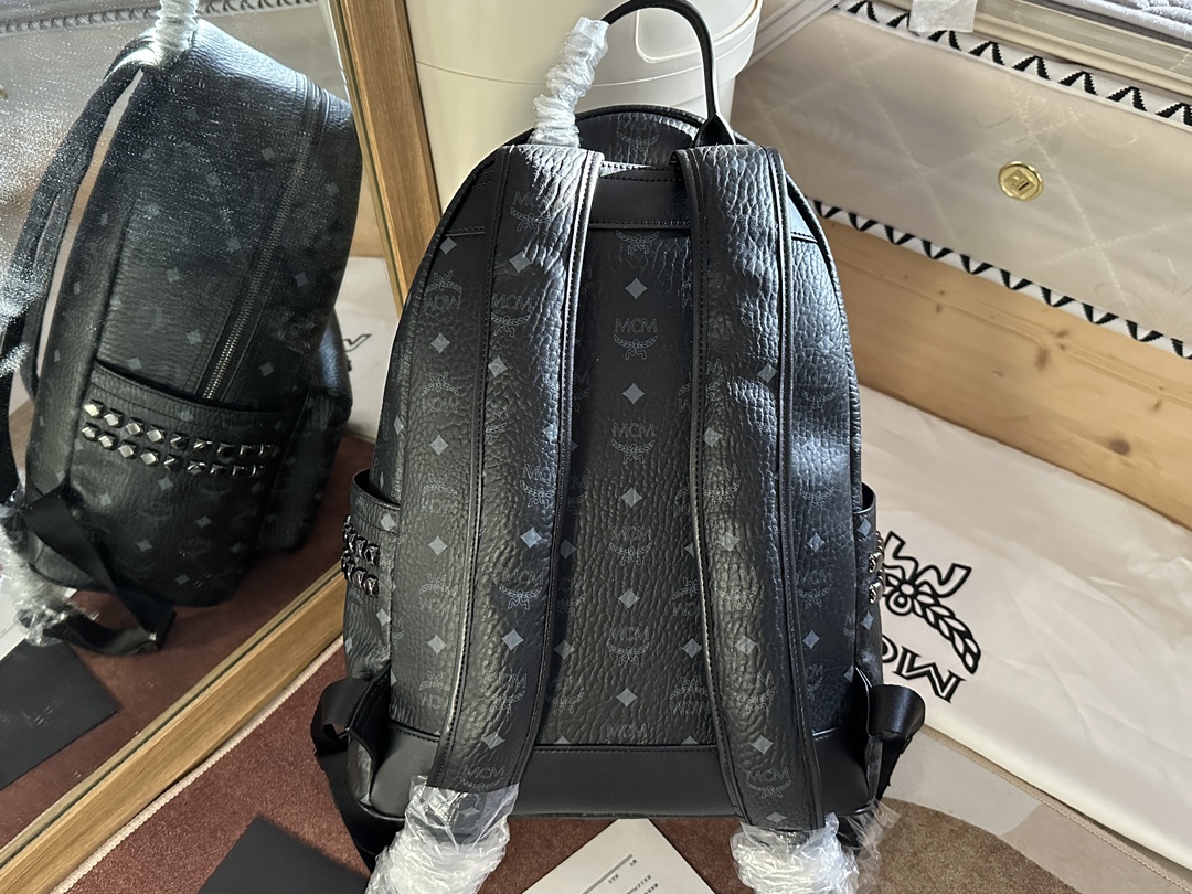 mcm トート偽物 バックバッグ 牛革 カジュアル 旅行 レザー 大人気 ファッション ブラック_4