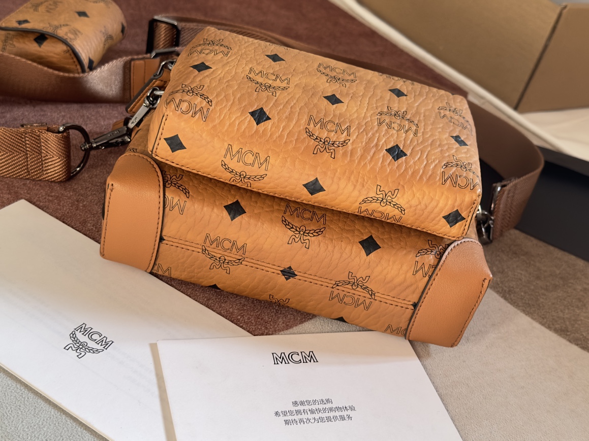 MCMエムシーエム ボストンバッグスーパーコピー 牛革 斜め掛けバッグ レザー 流行品 ミニバッグ ブラウン_7