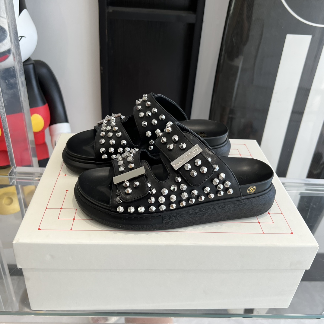 McQueen アレキサンダーマックイーン靴Ｎ級品 サンダル スリッパ シンプル 夏シューズ ブラック_2