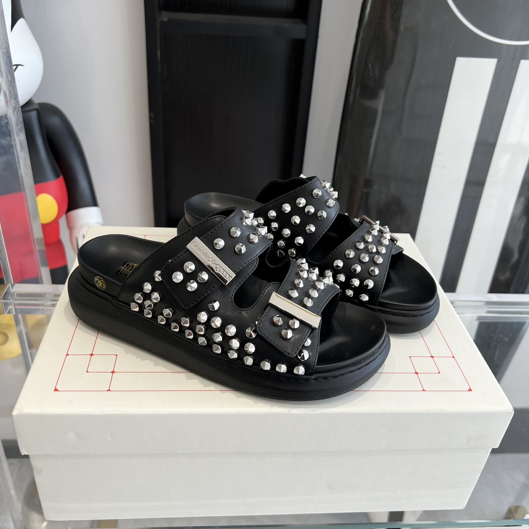 McQueen アレキサンダーマックイーン靴Ｎ級品 サンダル スリッパ シンプル 夏シューズ ブラック_3