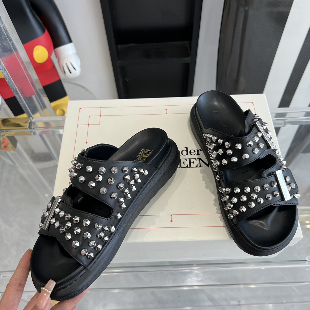 McQueen アレキサンダーマックイーン靴Ｎ級品 サンダル スリッパ シンプル 夏シューズ ブラック_4
