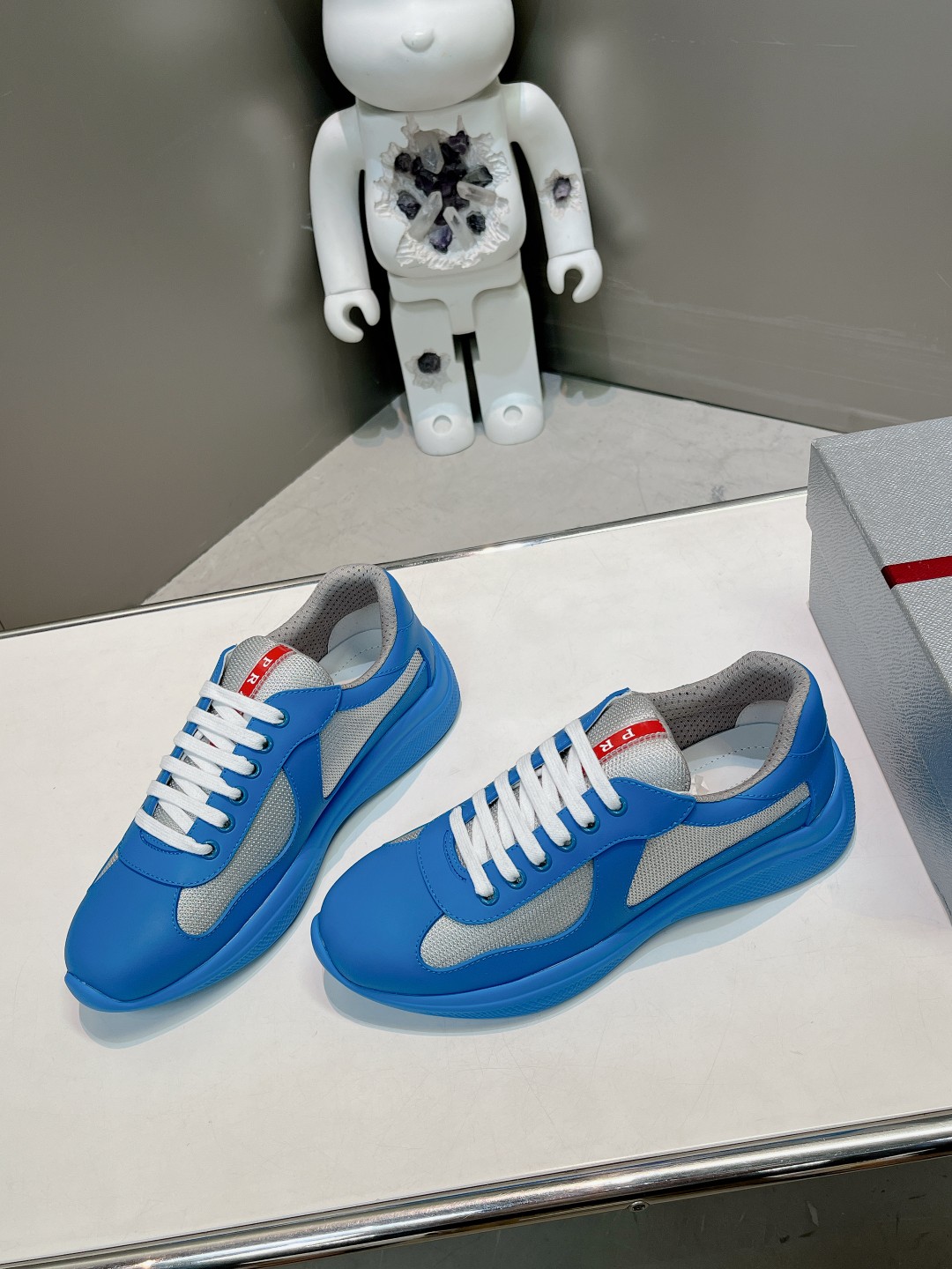PRADAプラダ 運動靴Ｎ級品 スポーツシューズ 運動 ランニング カジュアル 通気性いい 通学 シンプル 人気 ブルー_1