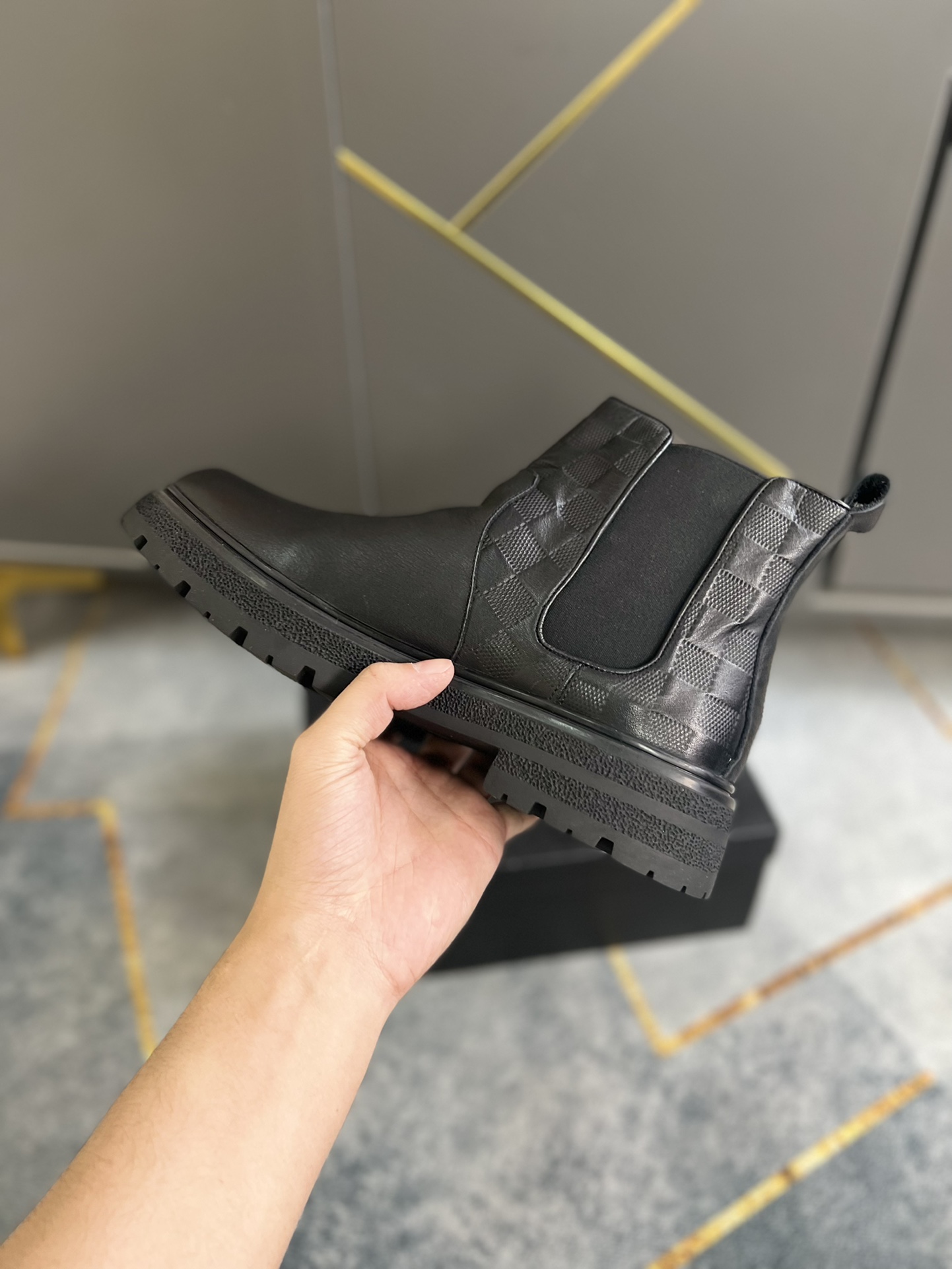 PRADAププラダ靴スーパーコピー ブーツ 牛革 ファッション アウトドア レザー 柔らかい 歩きやすい メンズ ブラック_3