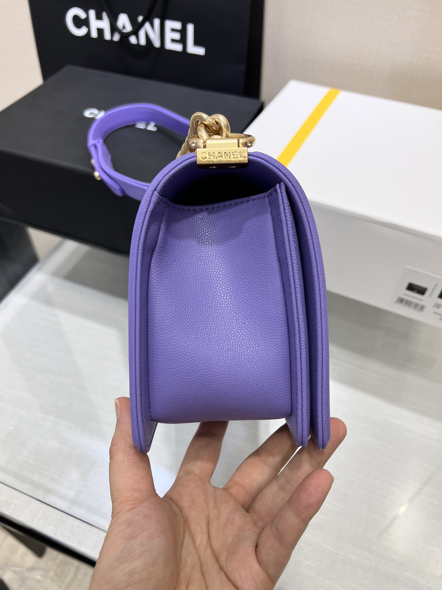 シャネル 定番人気物 スーパーコピー バッグ レザー ブルー 軽量 チェーンバッグ 人気_3