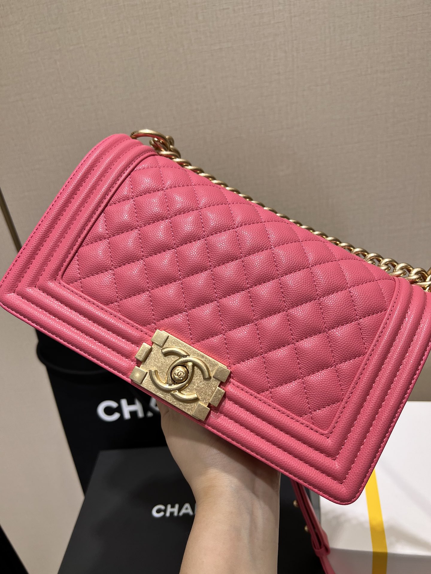 シャネル CHANEL限定 スーパーコピー バッグ レザー レッド 軽量 チェーンバッグ 人気_1