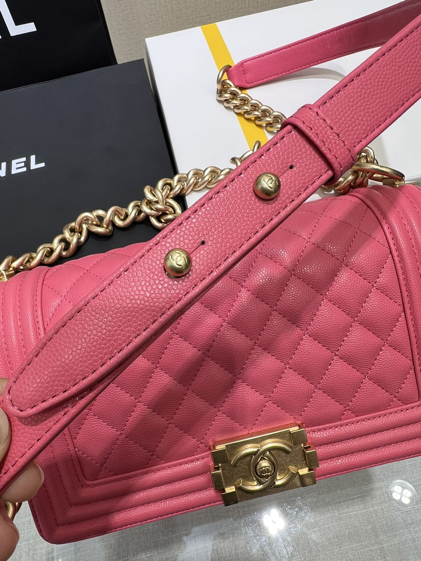 シャネル CHANEL限定 スーパーコピー バッグ レザー レッド 軽量 チェーンバッグ 人気_3