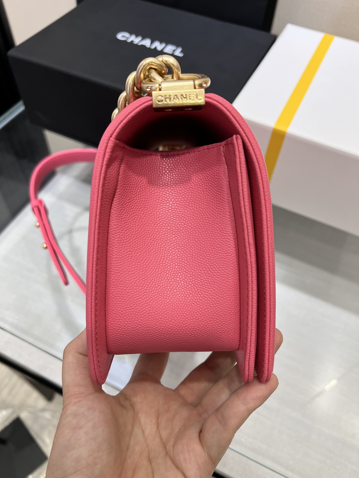 シャネル CHANEL限定 スーパーコピー バッグ レザー レッド 軽量 チェーンバッグ 人気_4